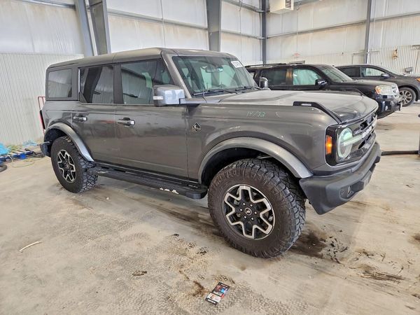 2022 FORD BRONCO