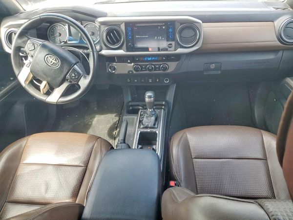 2017 TOYOTA TACOMA Limited