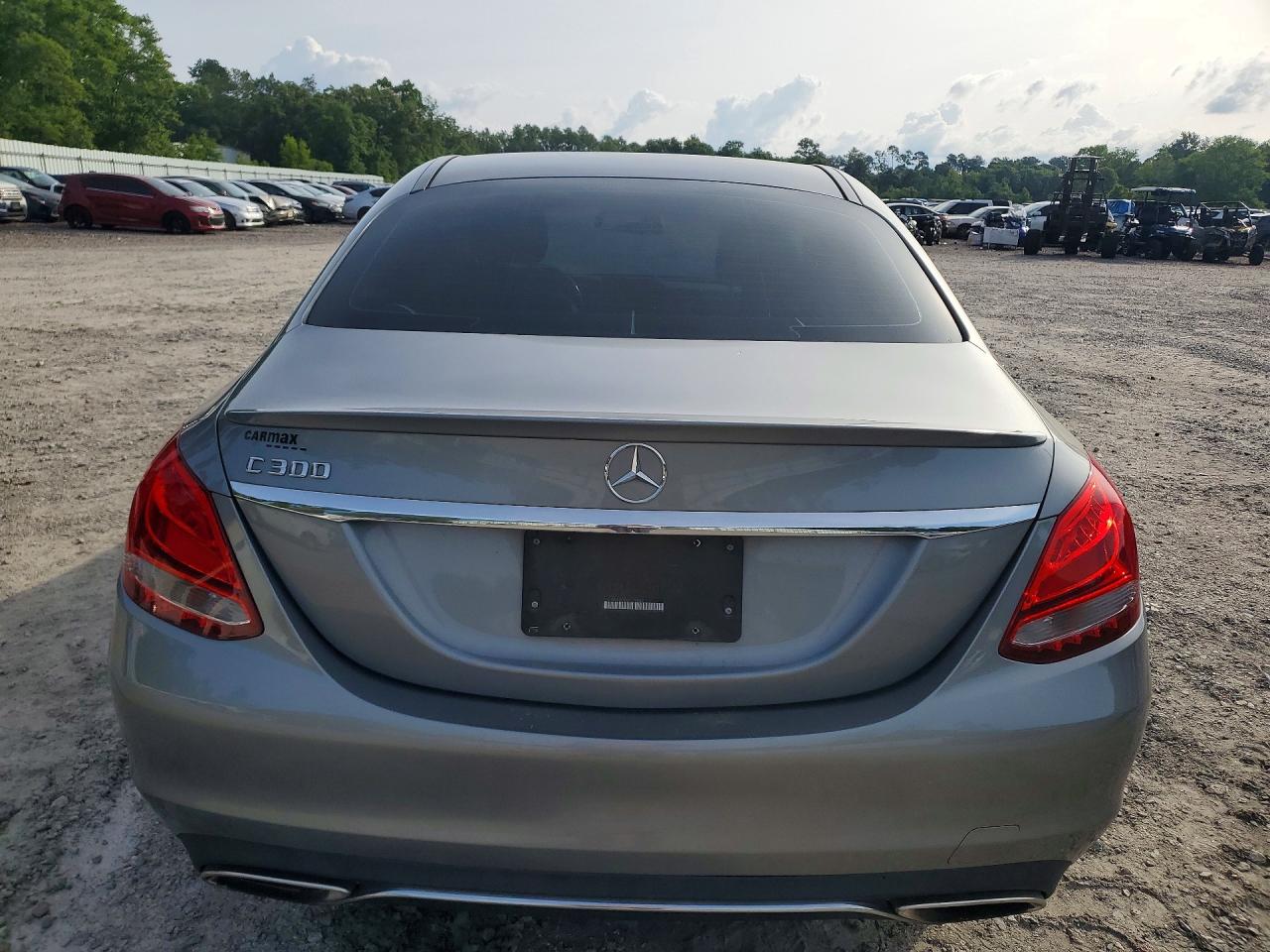 2016 MERCEDES-BENZ C C300