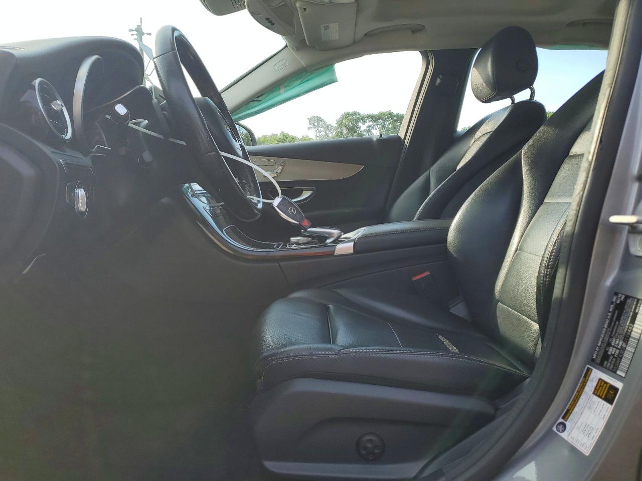 2016 MERCEDES-BENZ C C300