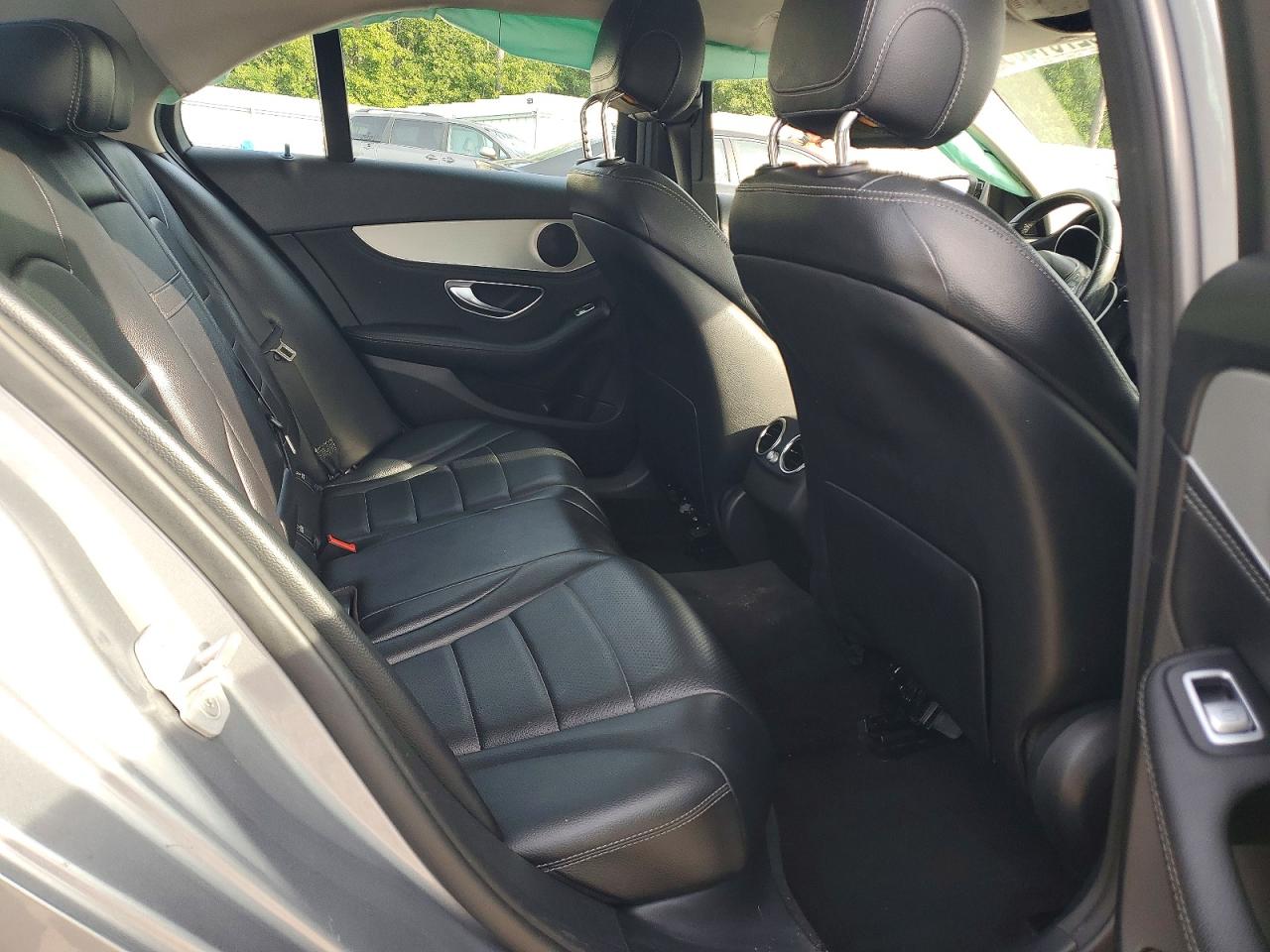 2016 MERCEDES-BENZ C C300