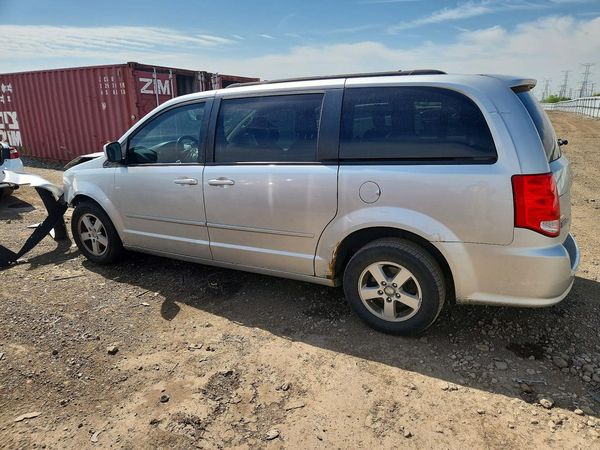 2012 DODGE GRAND CARAVAN SXT