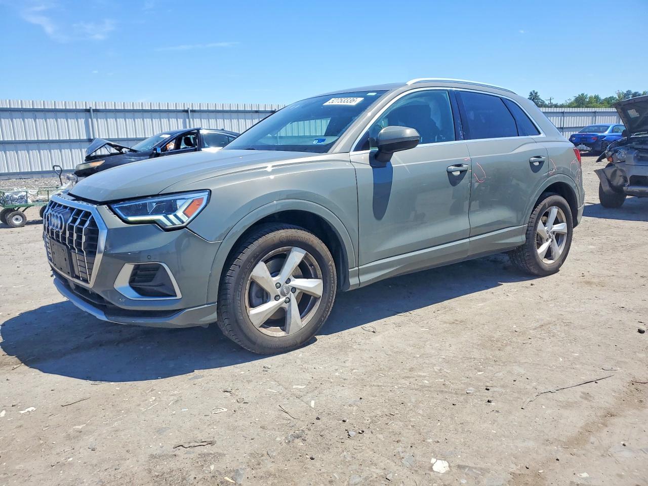 2020 AUDI Q3 quattro Premium Plus