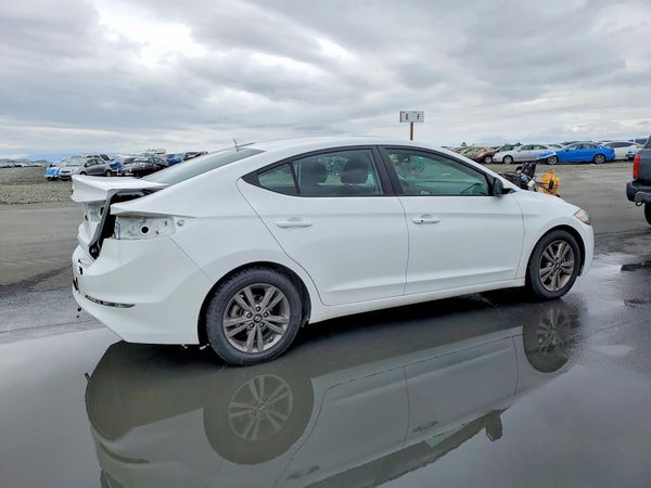 2018 HYUNDAI ELANTRA
