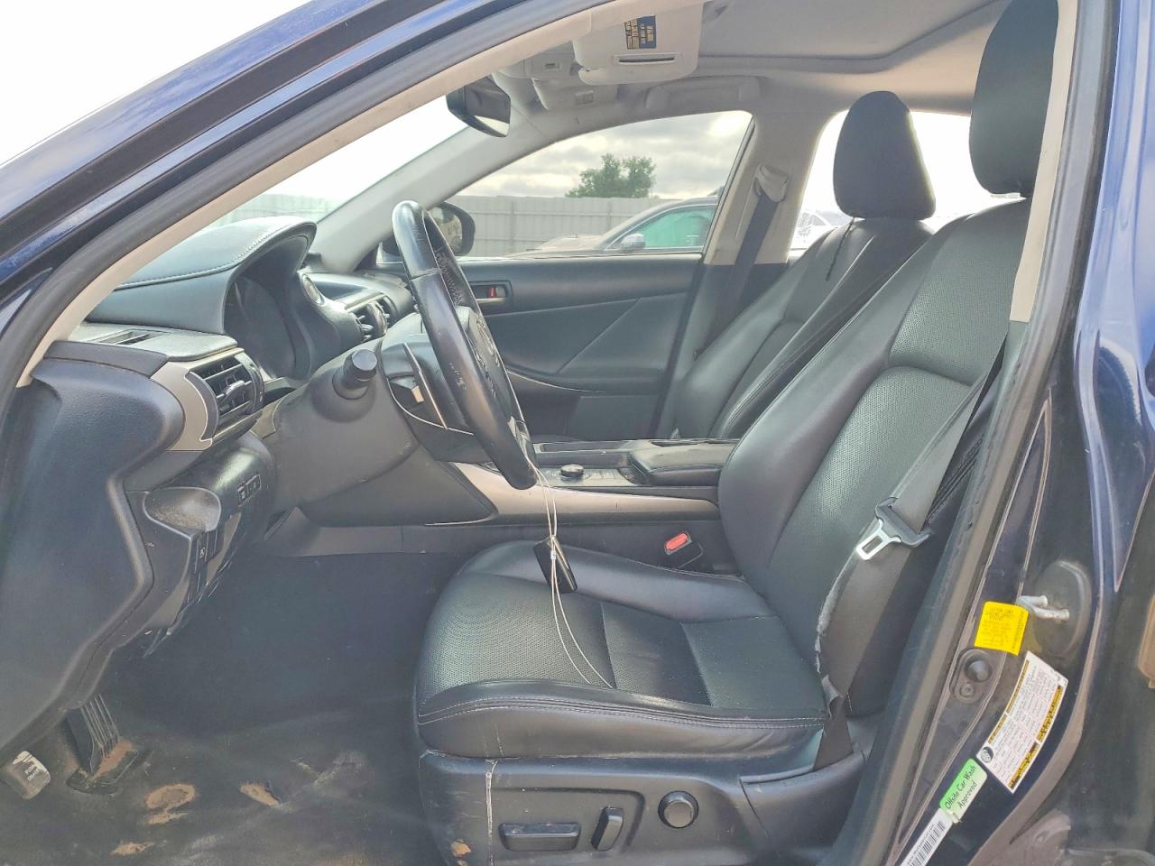 2019 LEXUS IS