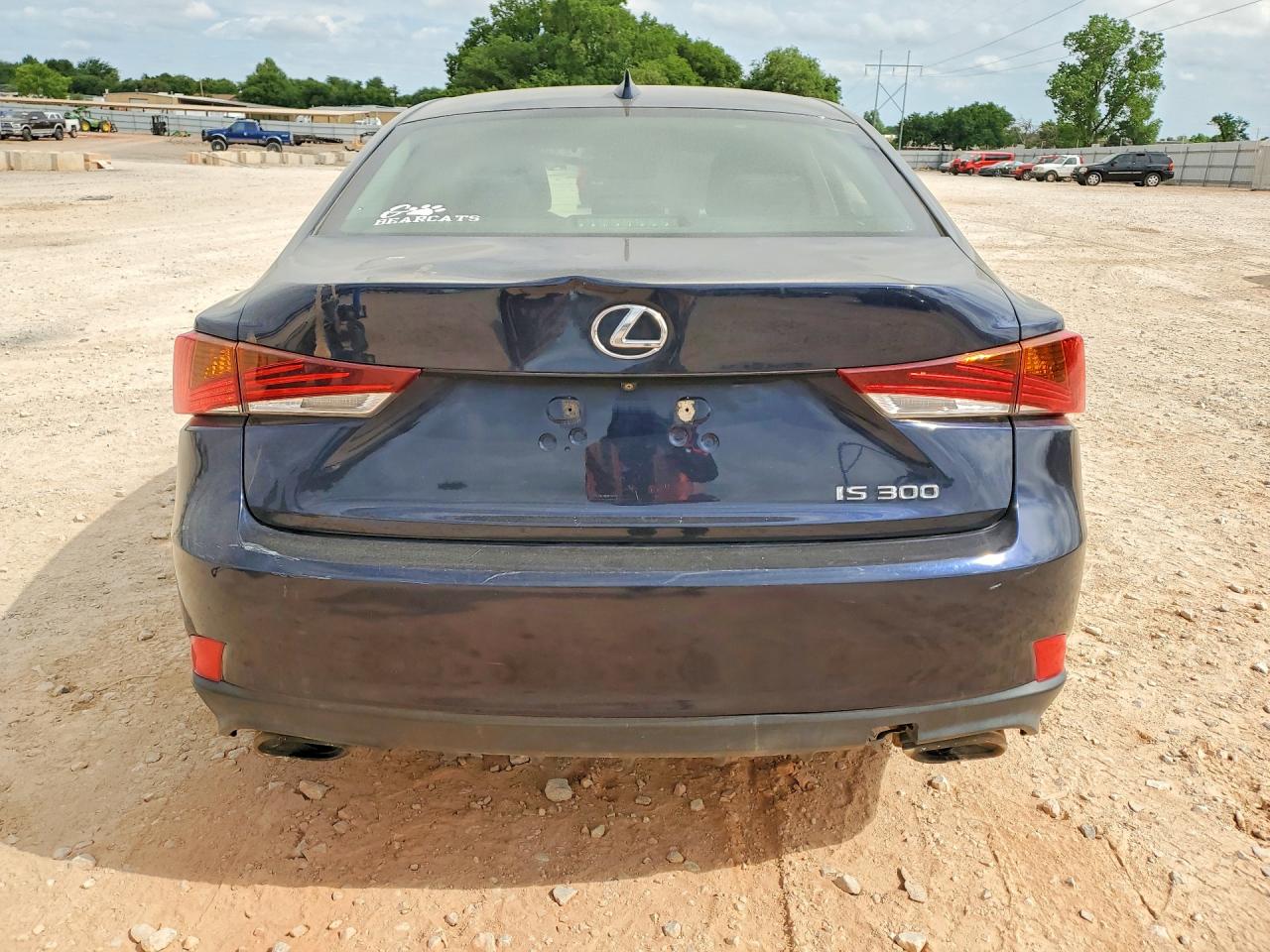 2019 LEXUS IS 300