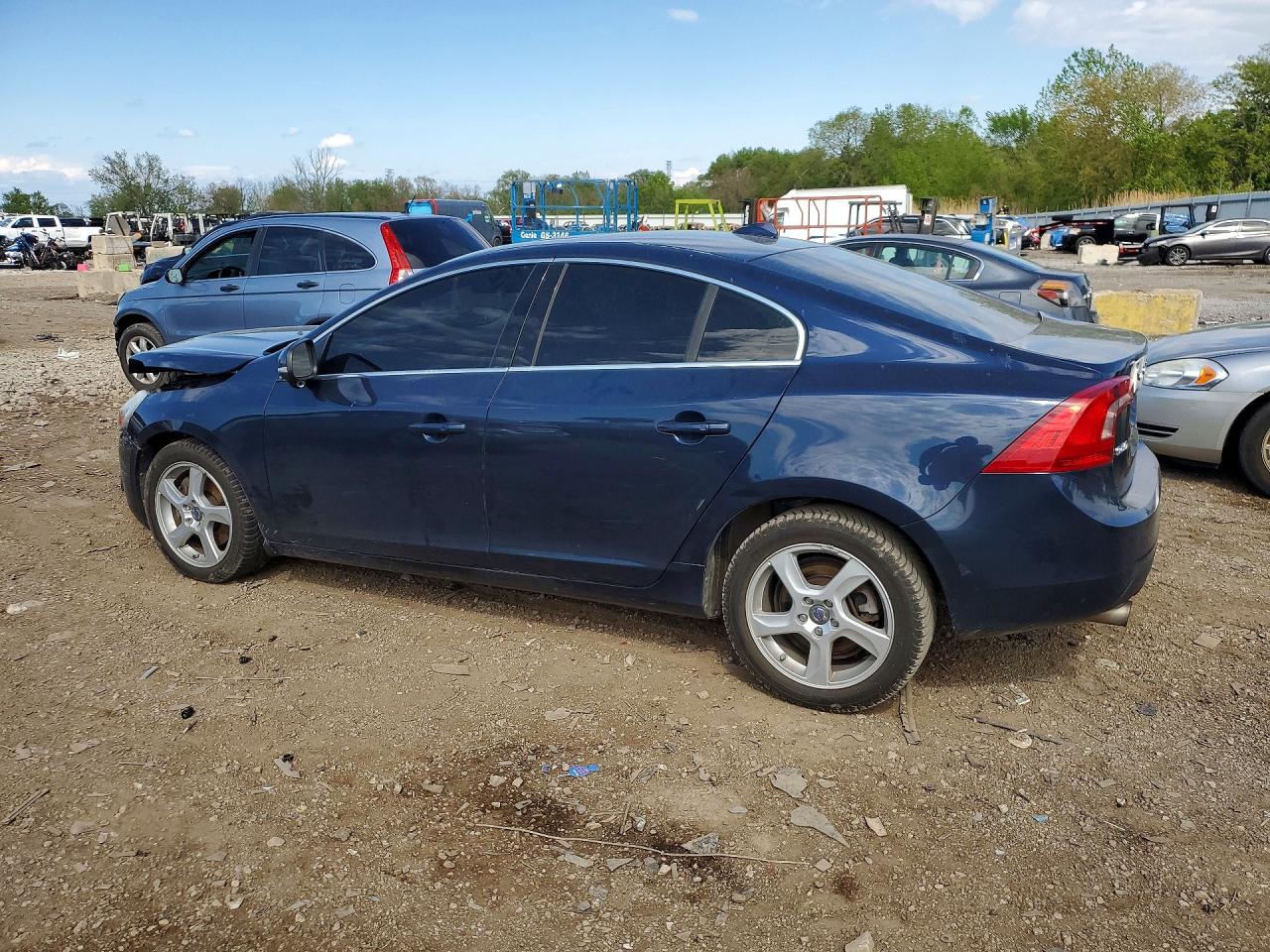 2013 VOLVO S60
