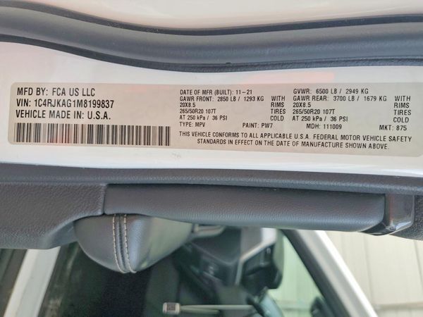 2021 JEEP GRAND CHEROKEE L LAREDO 4X4