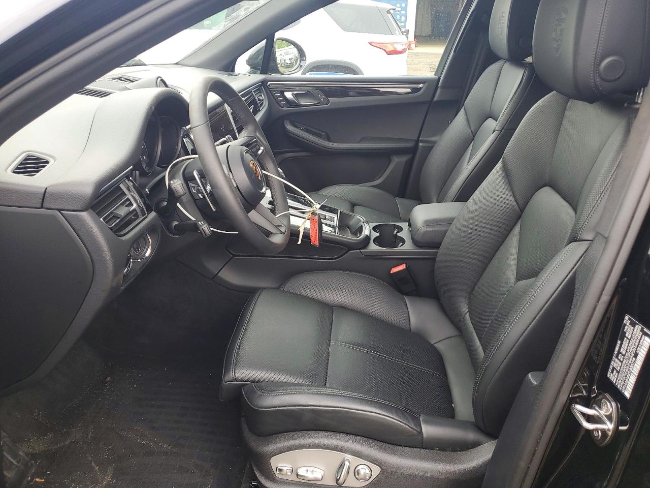 2026 PORSCHE MACAN Macan, Macan T