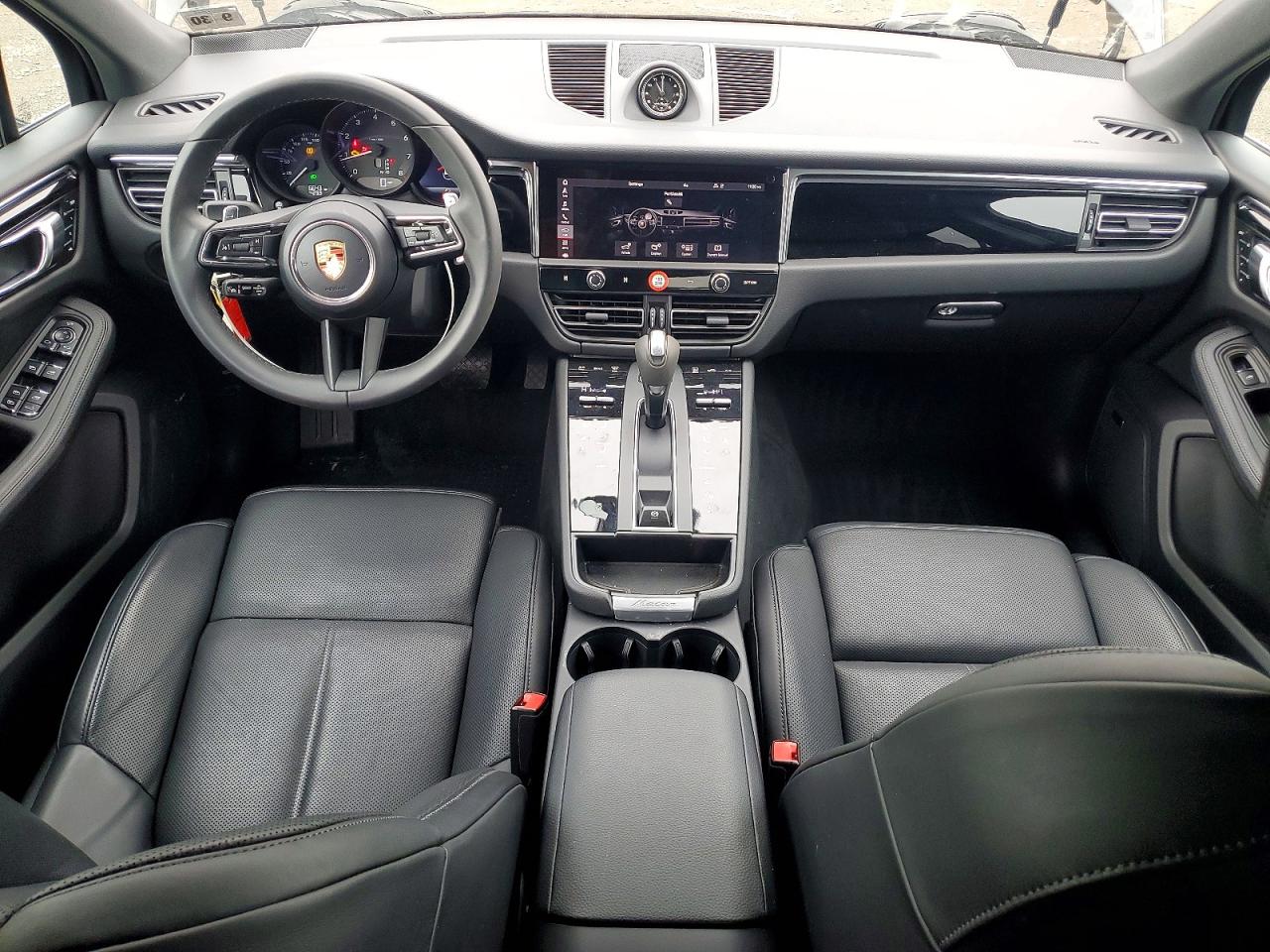 2026 PORSCHE MACAN Macan, Macan T