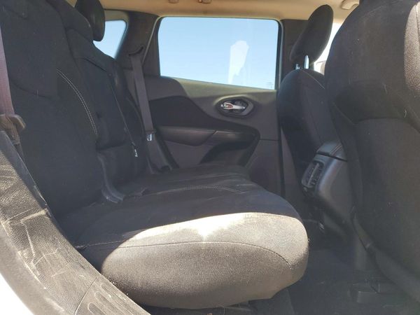 2016 JEEP CHEROKEE LATITUDE FWD