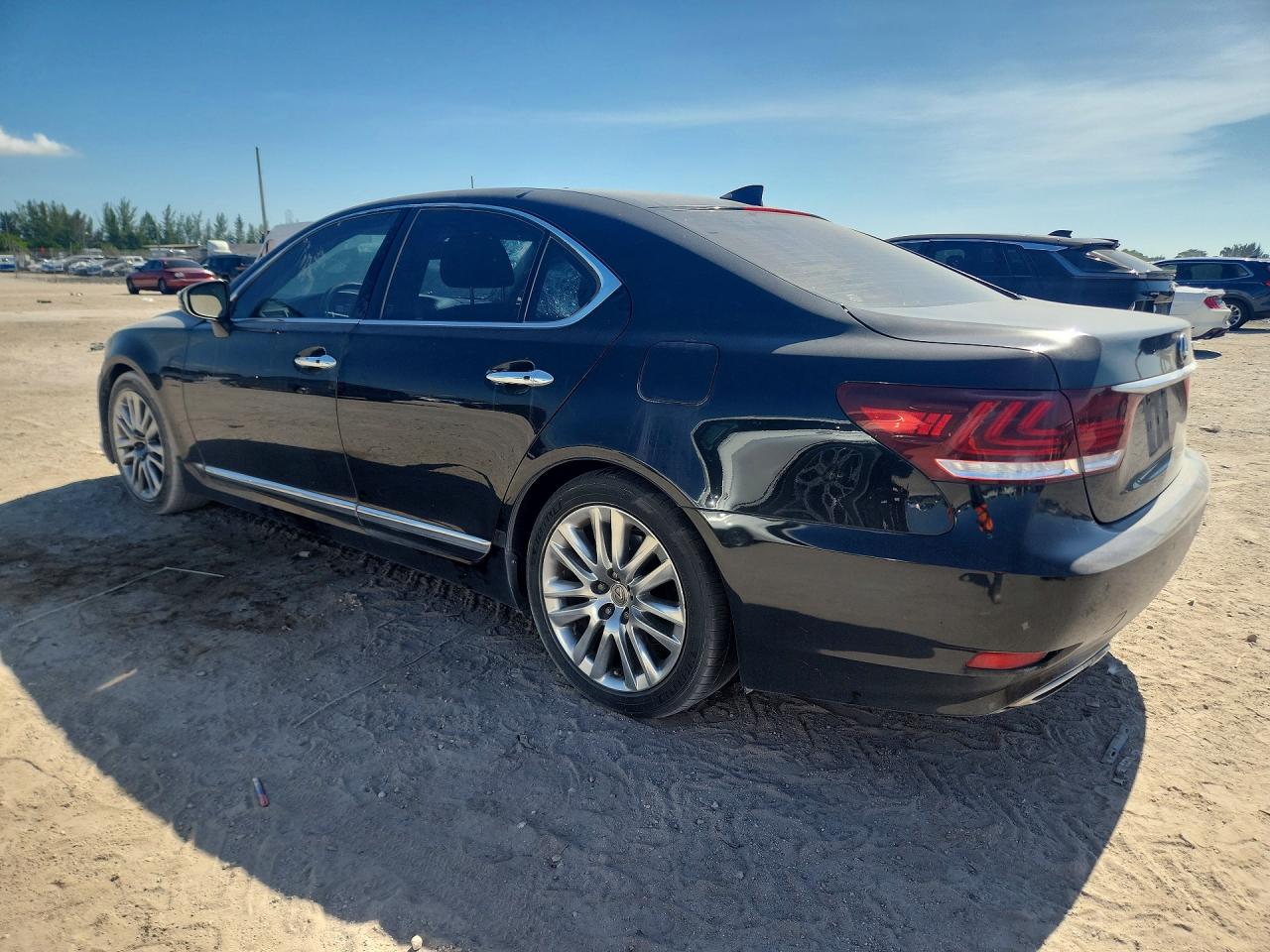2017 LEXUS LS 460