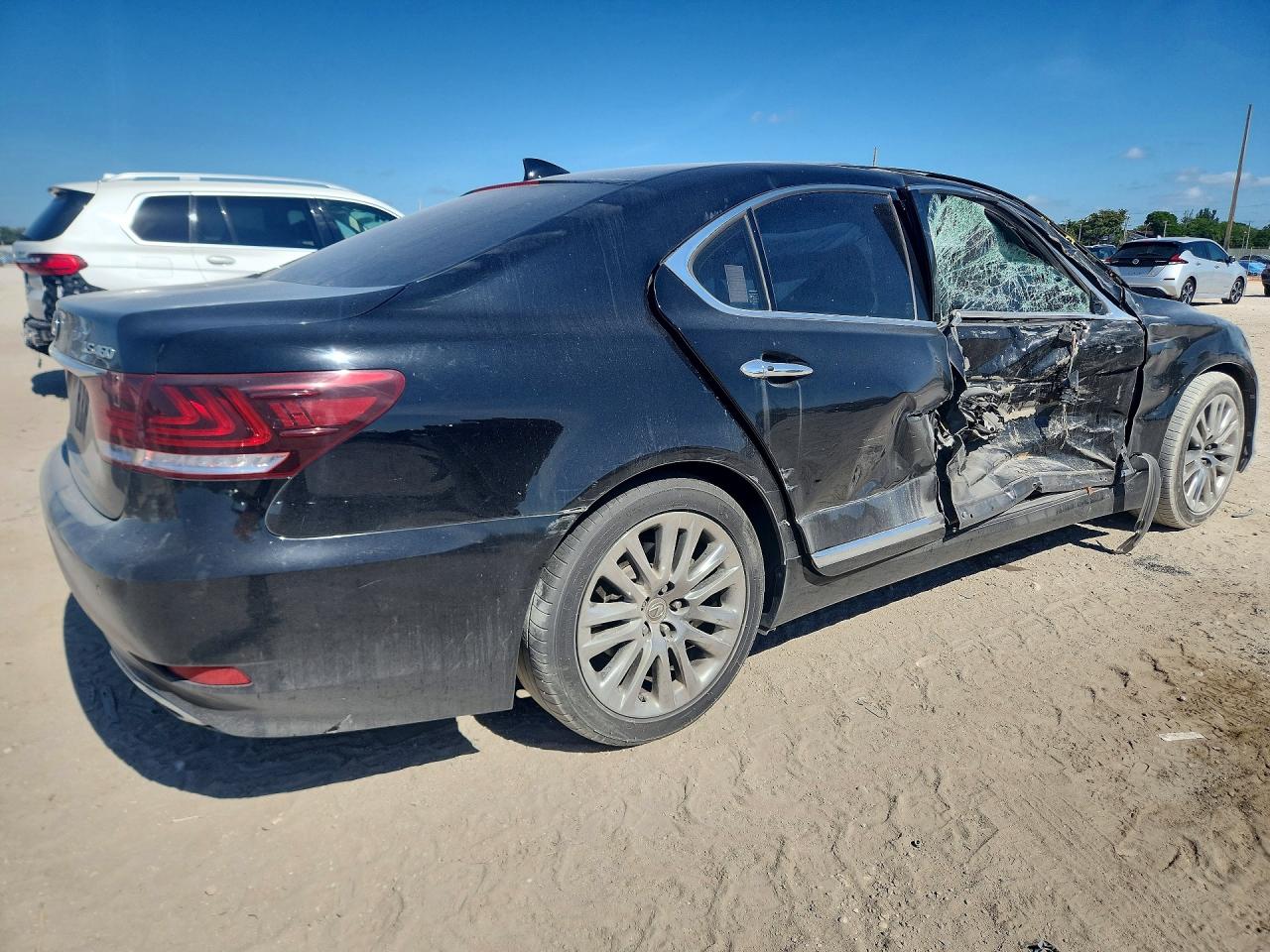 2017 LEXUS LS 460