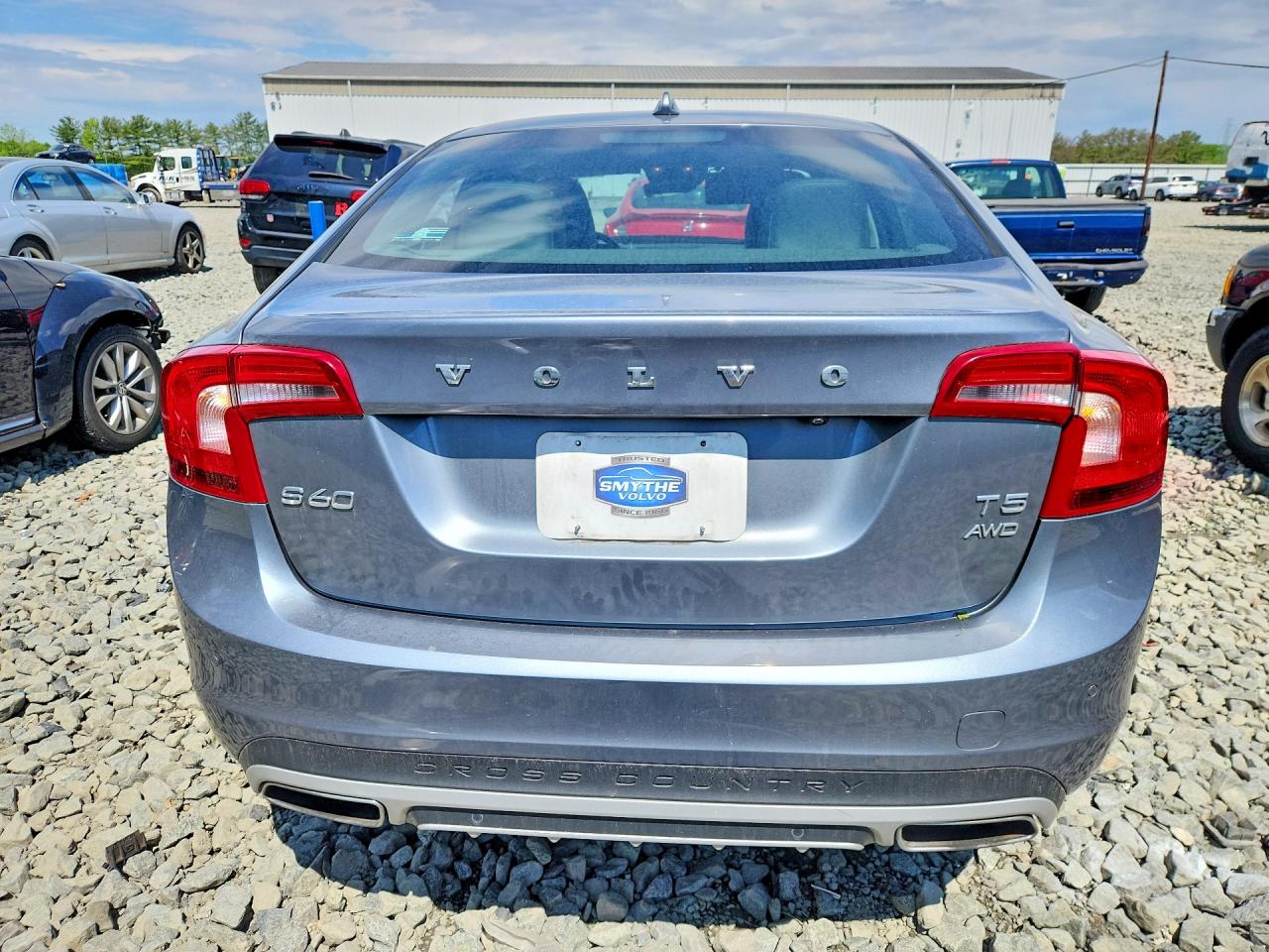 2017 VOLVO S60 CROSS COUNTRY Platinum