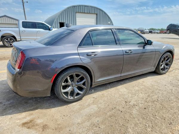 2019 CHRYSLER 300 300S
