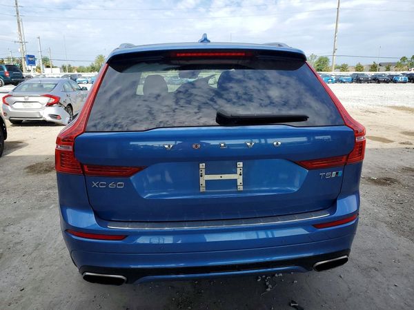 2018 VOLVO XC60 R-Design