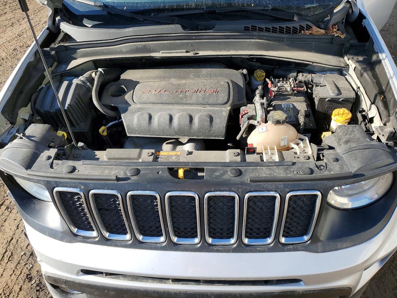 2019 JEEP RENEGADE LATITUDE 4X2