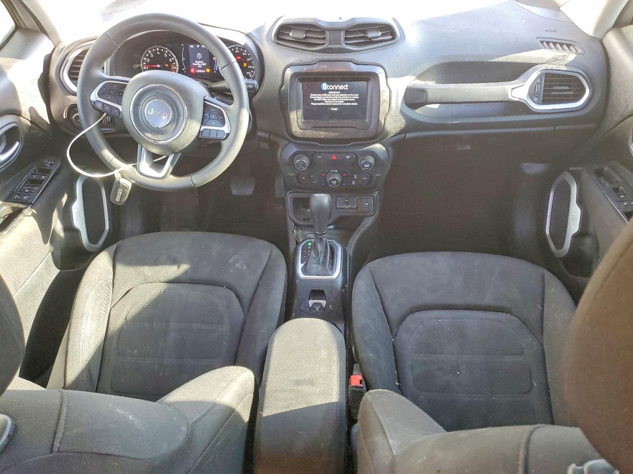 2019 JEEP RENEGADE LATITUDE 4X2