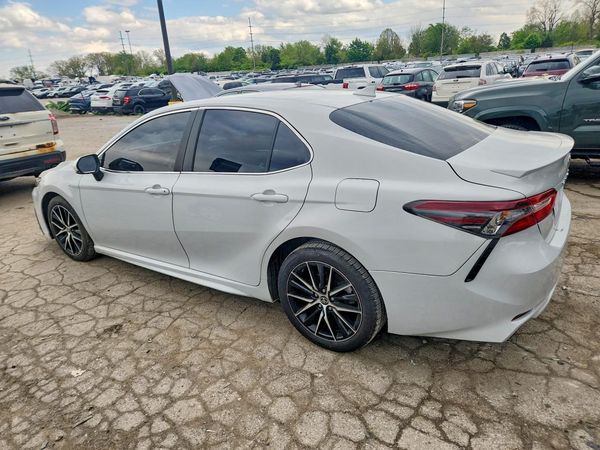 2024 TOYOTA CAMRY
