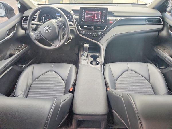 2024 TOYOTA CAMRY
