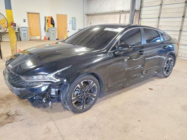 2022 KIA K5