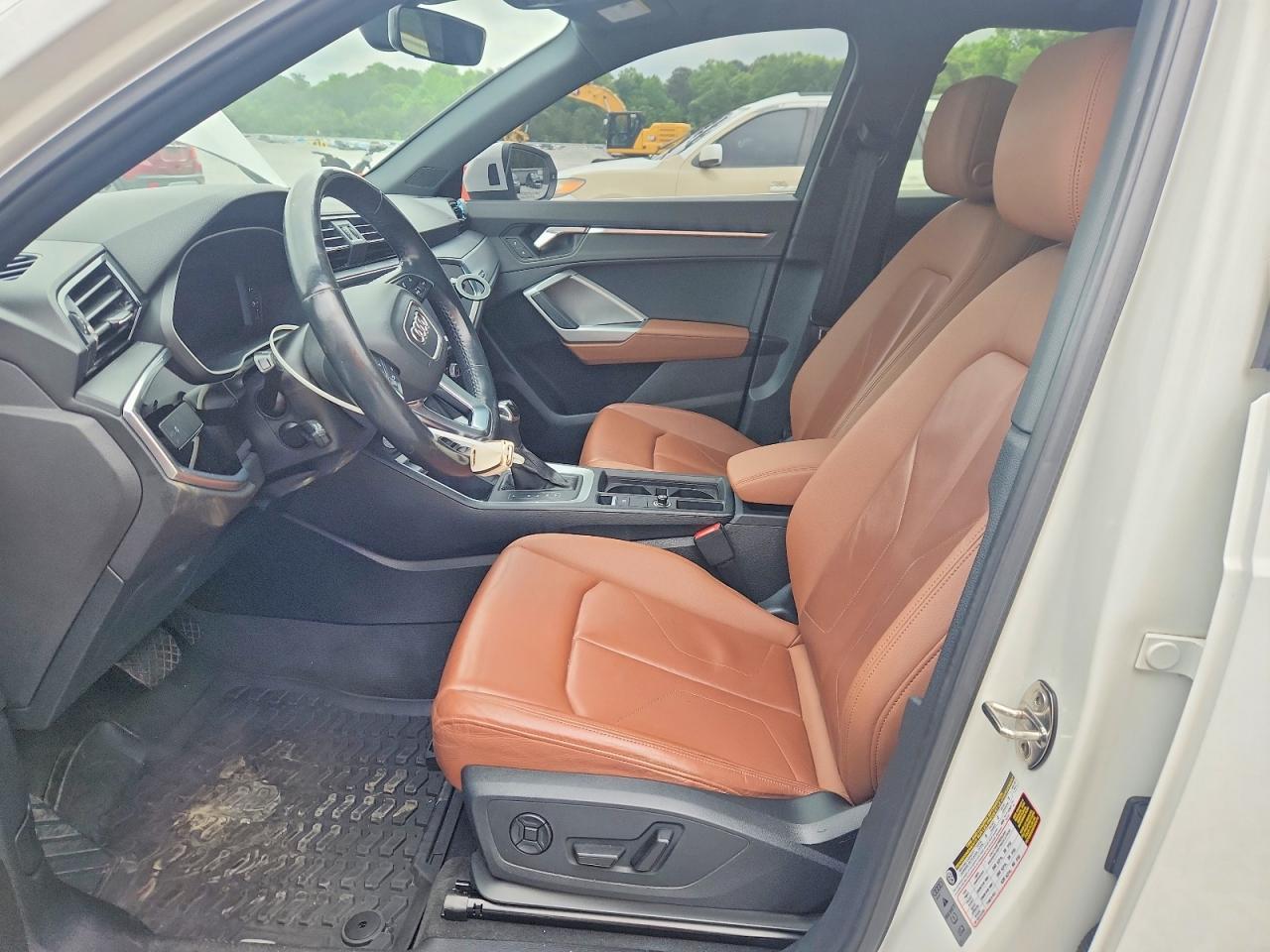 2020 AUDI Q3 quattro Premium