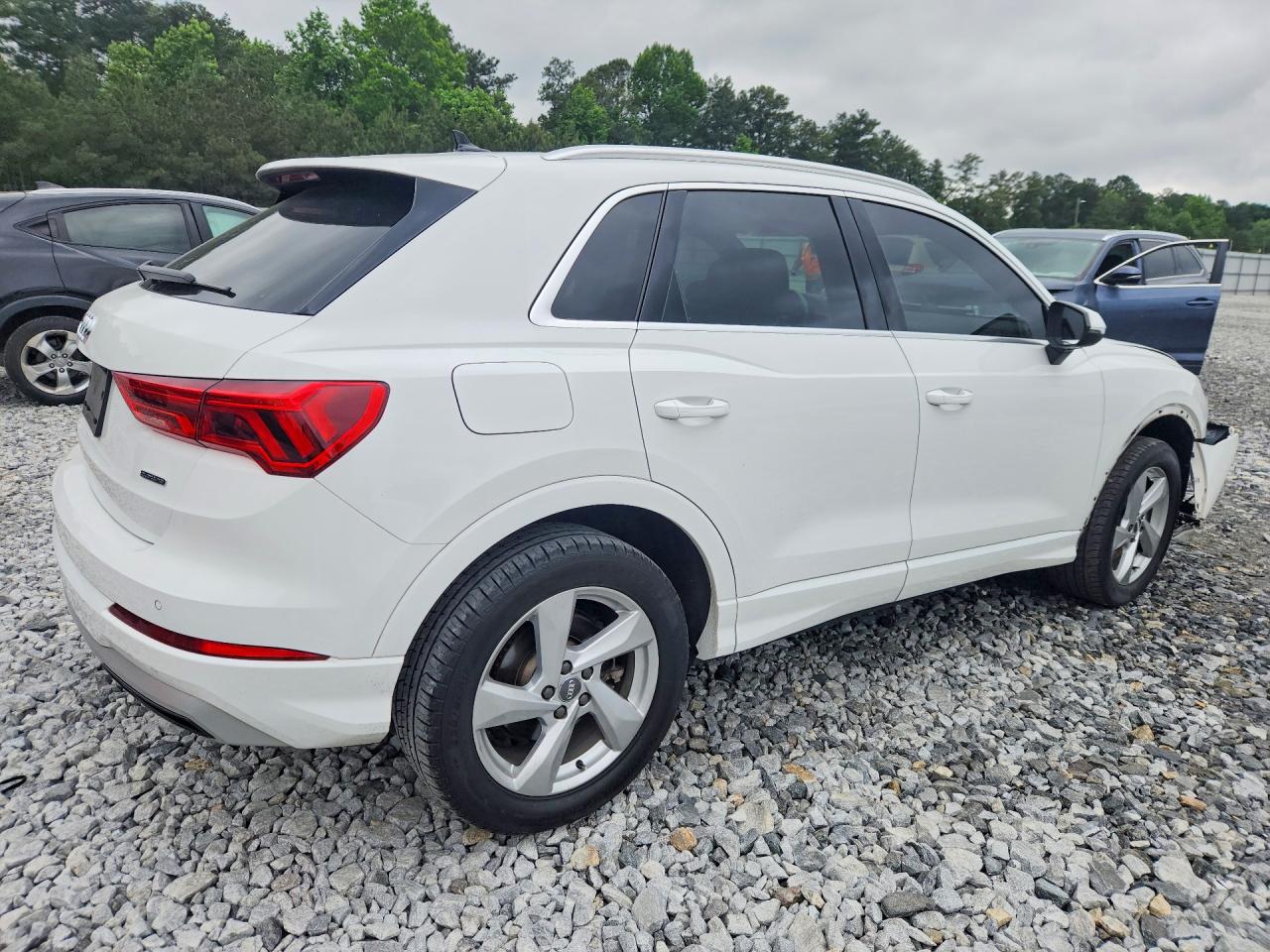 2020 AUDI Q3 quattro Premium