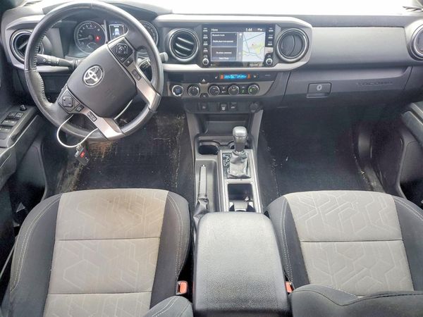 2022 TOYOTA TACOMA SR5