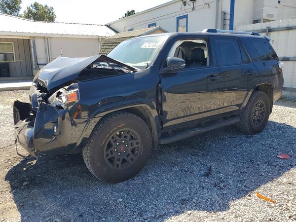 2022 TOYOTA 4RUNNER