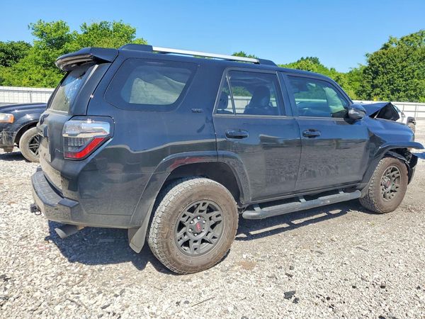 2022 TOYOTA 4RUNNER