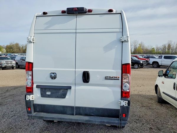 2025 RAM PROMASTER 1500