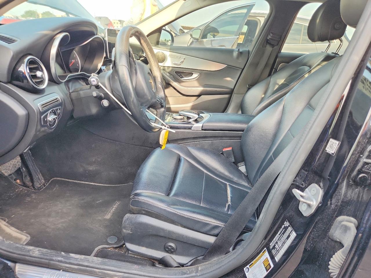 2016 MERCEDES-BENZ C C300