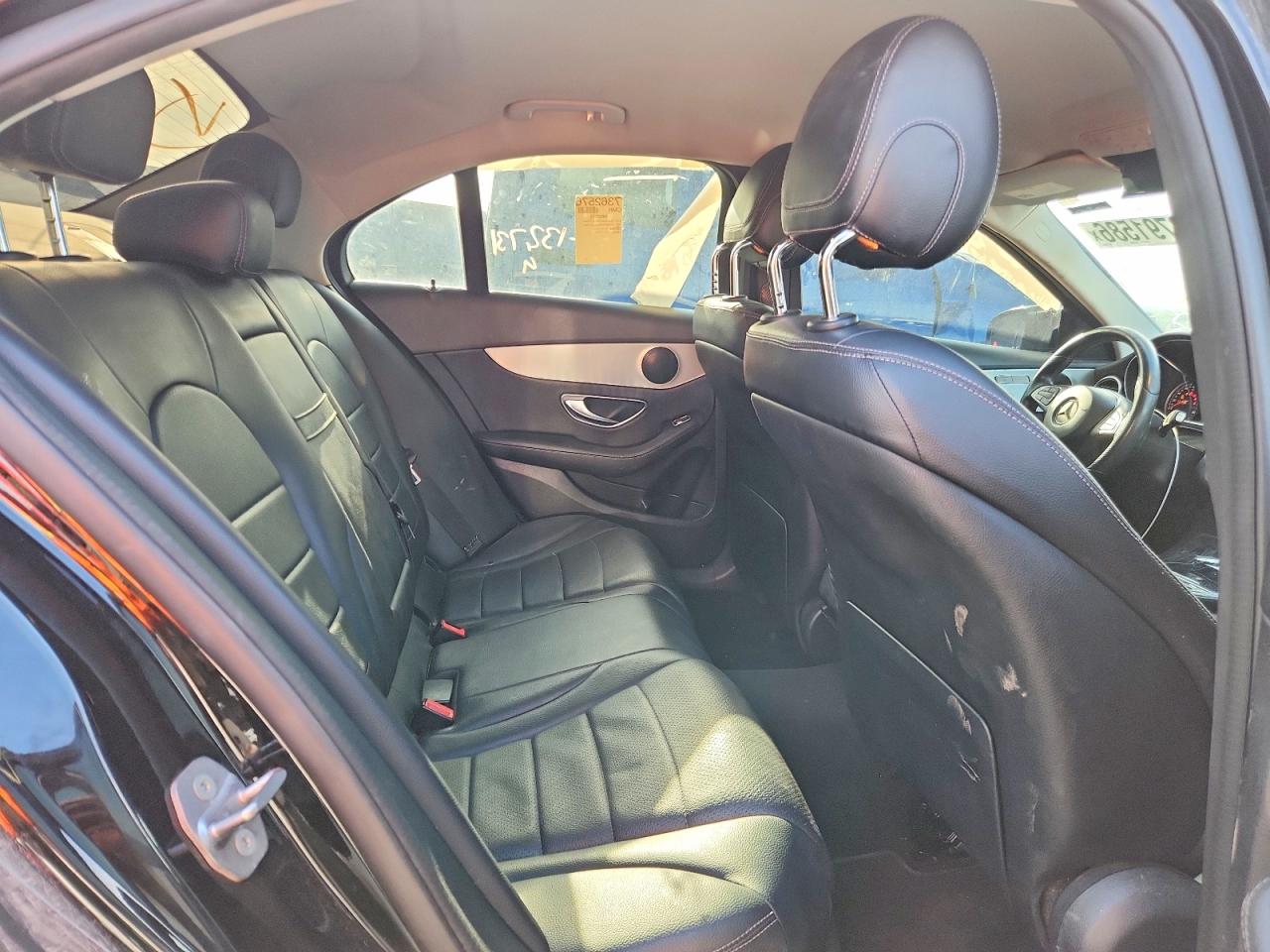 2016 MERCEDES-BENZ C C300