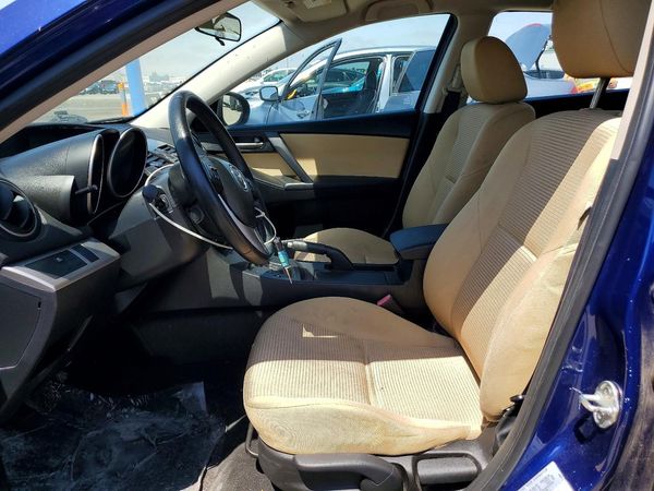 2012 MAZDA 3 Touring/GS — DENT