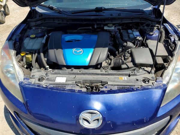 2012 MAZDA 3 Touring/GS — Engine bay