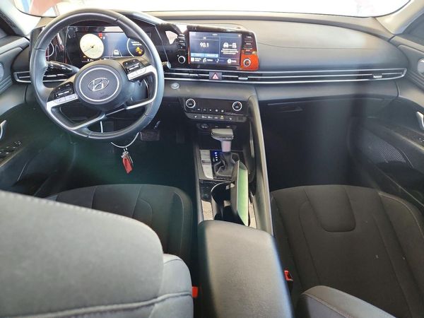 2021 HYUNDAI ELANTRA
