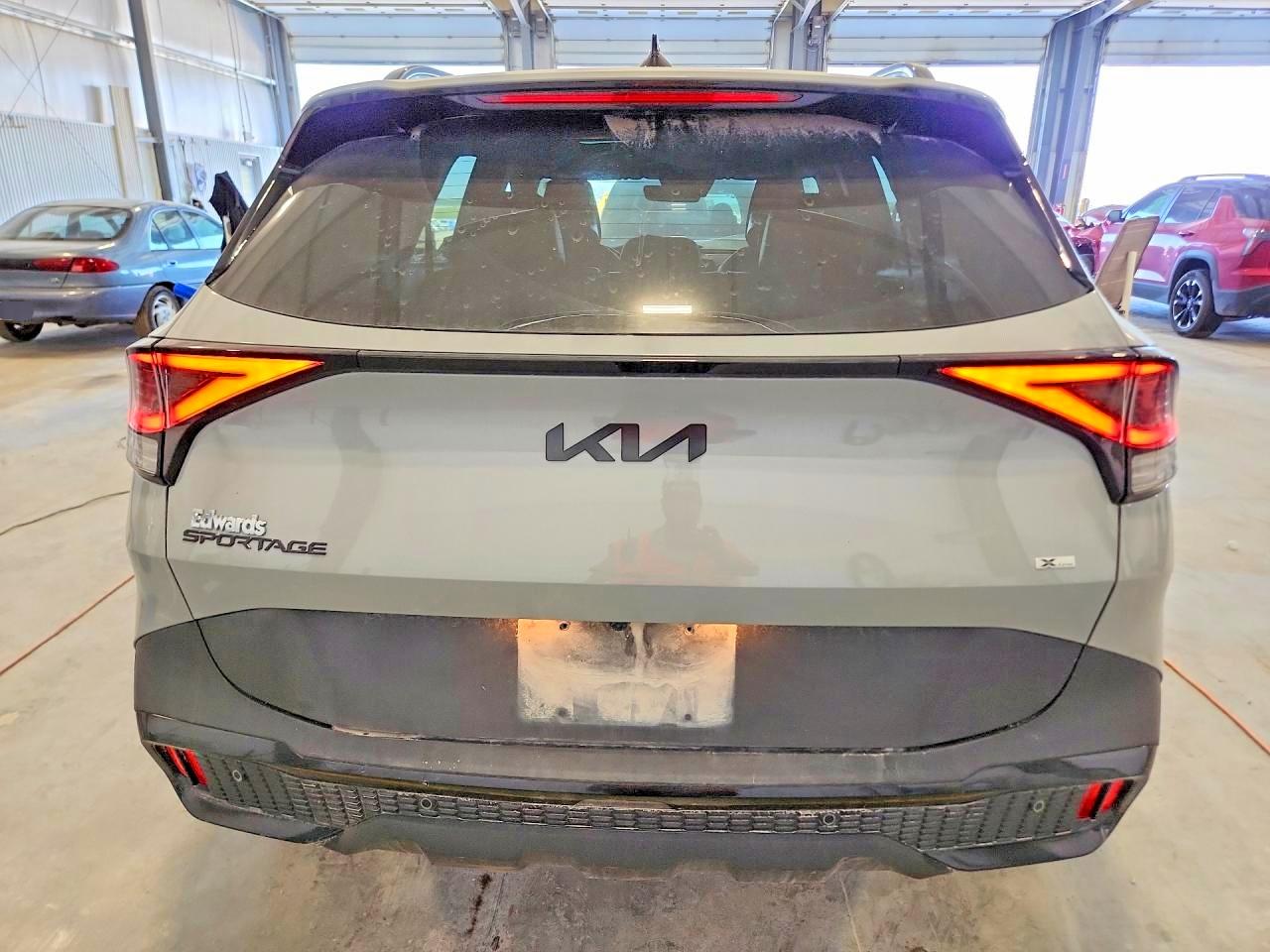 2025 KIA SPORTAGE X-LINE