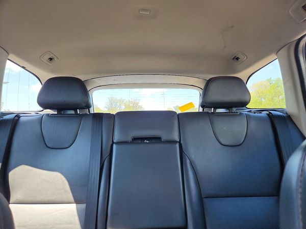 2017 VOLVO XC60 Base