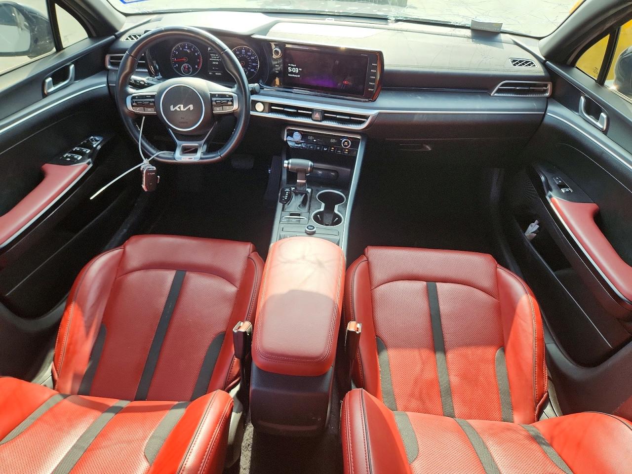 2022 KIA K5 GT-Line
