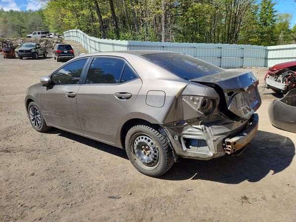 2017 TOYOTA COROLLA