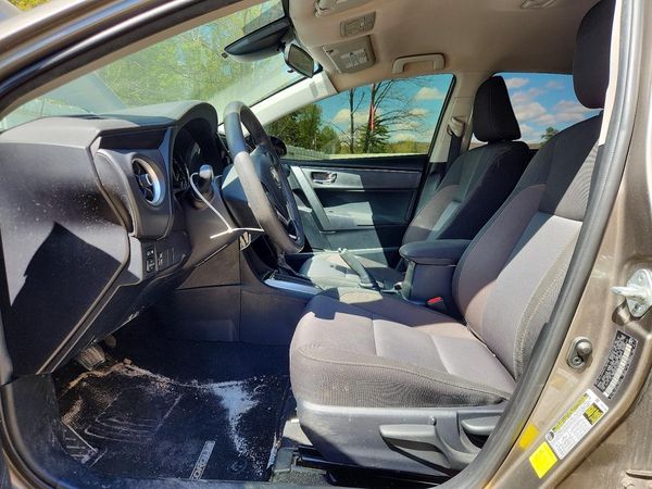 2017 TOYOTA COROLLA