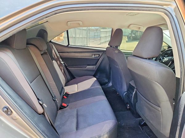 2017 TOYOTA COROLLA