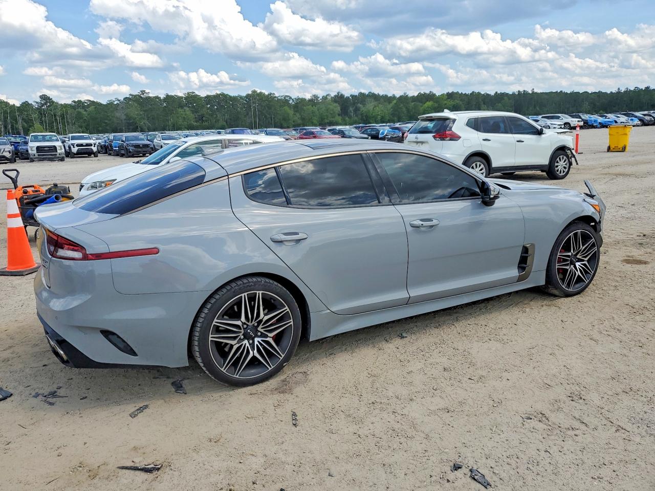 2022 KIA STINGER GT1