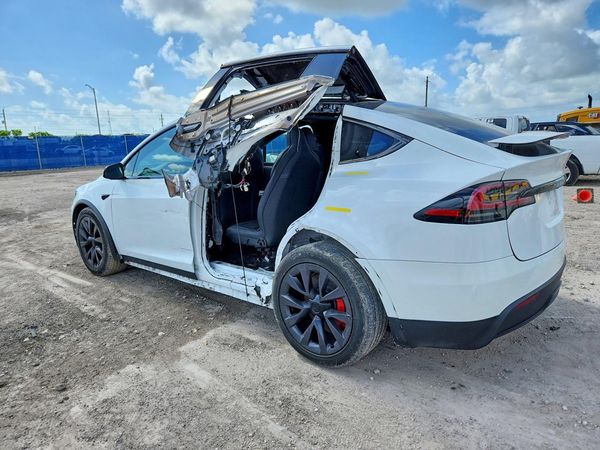 2024 TESLA MODEL X