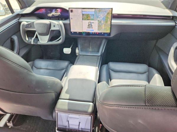 2024 TESLA MODEL X