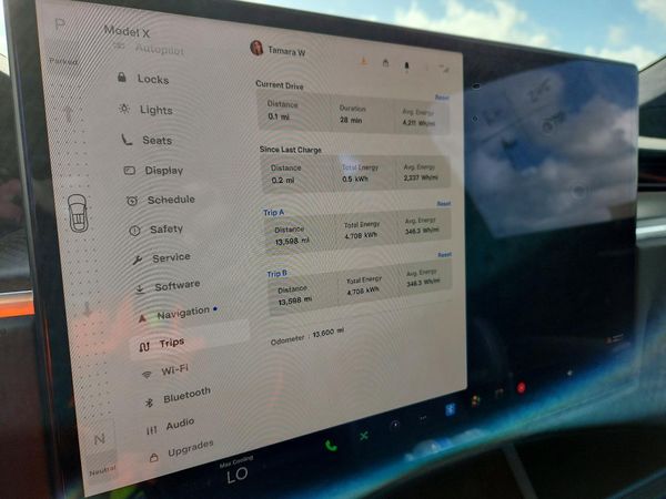 2024 TESLA MODEL X
