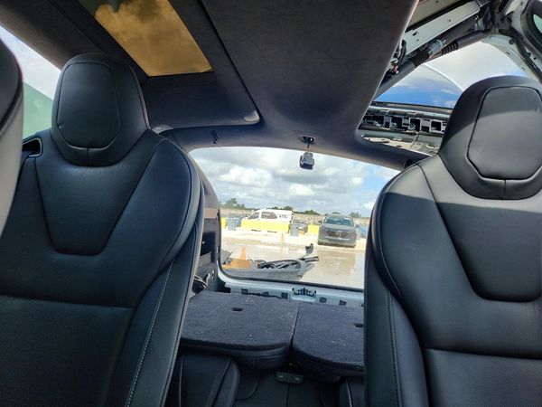 2024 TESLA MODEL X