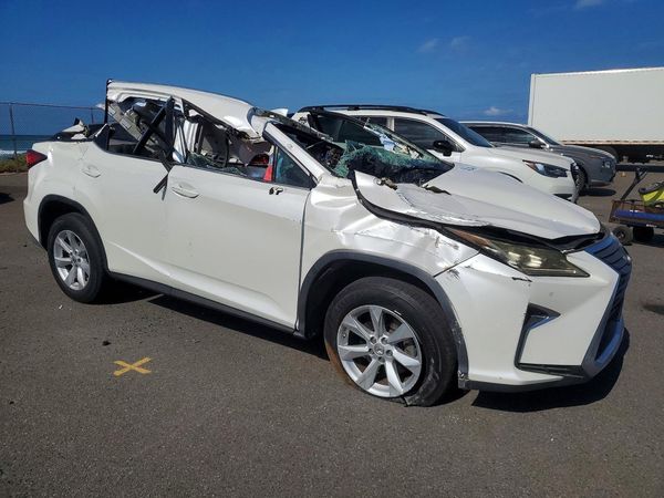 2016 LEXUS UK