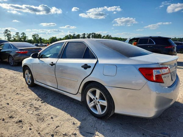 2013 TOYOTA CAMRY