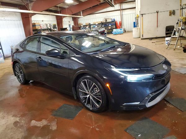 2024 TOYOTA PRIUS